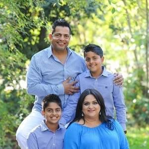 Meet your Posher, Vikram